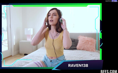 Raven Right, Rebecca Vanguard, Sidra Sage 3 Gamer Girls BFFS - teen