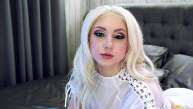 Skylar Vox 19 And Busty - blonde