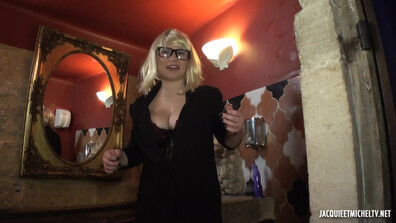 Clara a Young bordeaux teacher - milf - blowjob - big ass