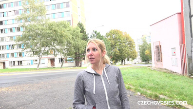 Czech Gypsie Plowed By Tourist 4K - hot - xxx
