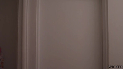 Ella Reese Clout Episode 5 - milf - big ass - blowjob
