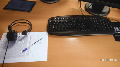 Veronica Leal – Man eaters of the Office - latin - spanish - blowjob