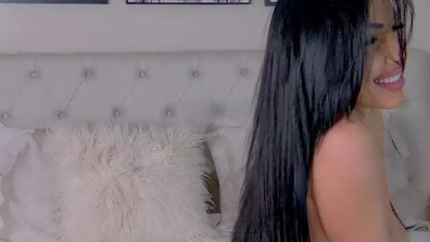 yviesweet 2026 01 08 05h00m43s - webcam