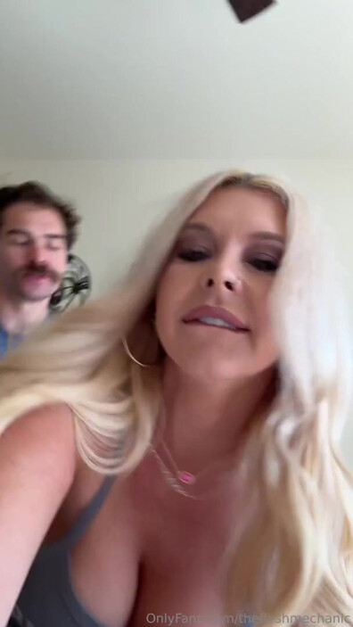 Destiny Jaymes visiting - destiny_aymes