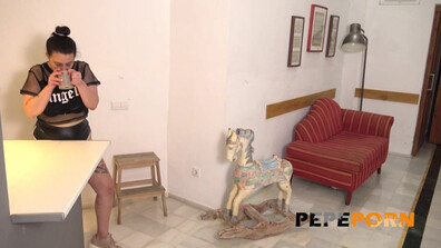 Lya Lips Tetazas con Chocolate y un Caballito, Lya Lips y el yogurin - spanish - latin - big ass