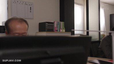 PRED 680 Karen Yuzuriha, a busty secretary whose whole - jav