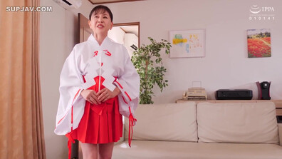 What If A Mature Woman Cosplayed! There, You'll Find A Paradise Of Escapism! Konatsu - japonese - asian - mature