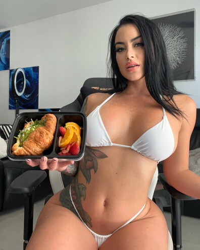Fryda Rivero A Fryda Rivero Friday - frydarivero - devilanal6 - bbtg - anal - atm - a2m - gonzo - latina - pawg - bigass