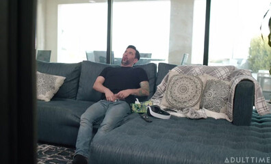 Gal Ritchie Alone At Home - milf - big ass - blowjob