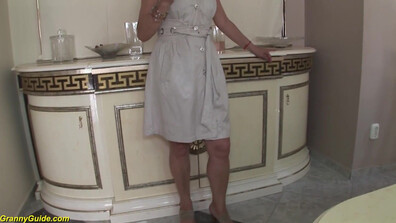 GrannyGuide Alberta - milf - mature - big ass - blowjob