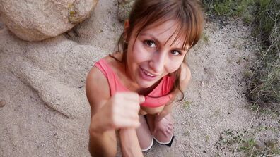 PaigeOwensXXX - Public Sex on the Hiking Trail - ManyVids - public - teen - natural tits - brunette