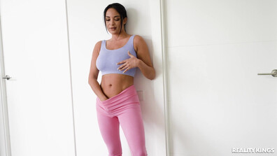 Homegym Masturbator Anissa Kate - milf - hairy - cumshot