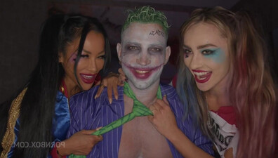 CJM & Mckenize Joker fucks 2 Harleys - xv - of - ofasian - costume