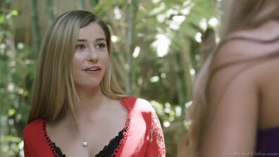 Carolina Sweets & Mercedes Carrera 2 - lesbian