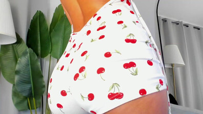 pola leone 2025 12 28 21h58m53s - webcam