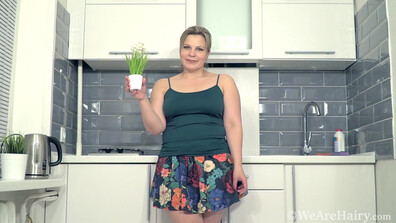 Ellariya Rose Masturbates In The Kitchen - milf - hairy pussy - full bush - meaty lips - big tits - chubby - masturbation - ukranian - wearehairy