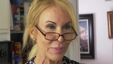 Erica Lauren Horny Grannies Love To Fuck - mature - milf - big ass