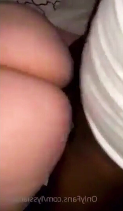 pawg throws it back - pawg - throws - it - back
