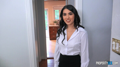 Mina Moon Making Side Deals - asian