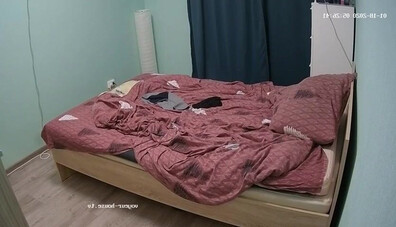 Mira & Guest Girl pussyeating - lesbian