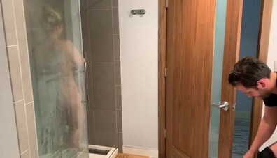 Ryan Conner Fucked Hard In Shower - mature - milf - blowjob