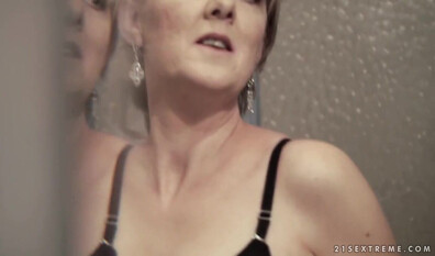 Meryl Strip Stripping Meryl Down - milf - mature - big ass - blowjob