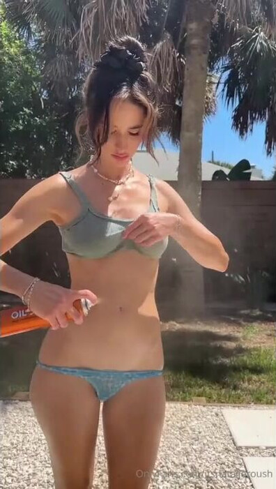 Wet Tits Naked Hose Play - big ass - big tits - blowjob - sex - fuck