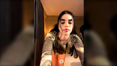 Mavi Coless 16 9 2025 parte 1 - tits - boobs - small tits - babe - teen - cam - camgirl - webcam - latina - colombia