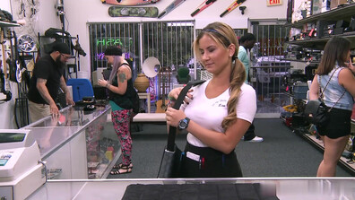 Payton Lee Brunette Fucks At A Pawn Shop 1080p - brunette