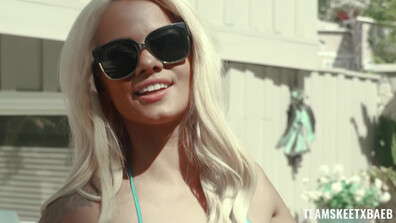 Elsa Jean Submissive Spinner - elsa - jean