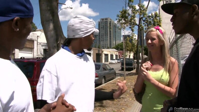Kaylee Hilton Gangbang - dp - facial.bald - interracial