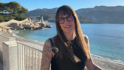 Lady Lady, 37 years old, tattoo artist in La Ciotat! - milf - big ass - blowjob