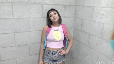 Marilyn Mansion High School Pussy! in HD - brunette