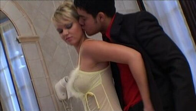 Ellen Saint Les Orgies de la Pegre Scene 4 - ellen - saint - les - orgies - de - la - pegre - scene - 4