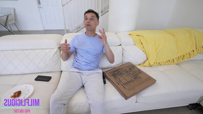 The pizza practical joke featuring MILF Alexa Payne - blowjob - brunette - mature - creampie - milf - deep throat - doggy style - big tits - big ass - american