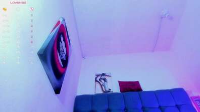 samanta pink 2025 11 27 19h00m14s - webcam