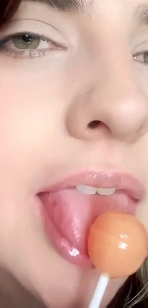 Heartnova ASMR Suggestive Lollipop Eating