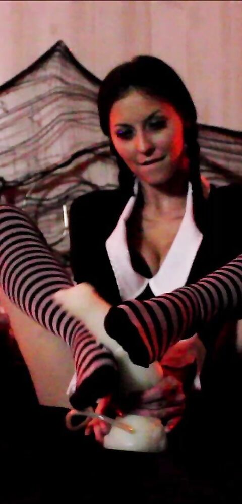 MayvenDoll - Wednesdays Bad Dragon - ManyVids - milf - small tits - natural tits - dirty talk - pov - virtualsex - blowjob