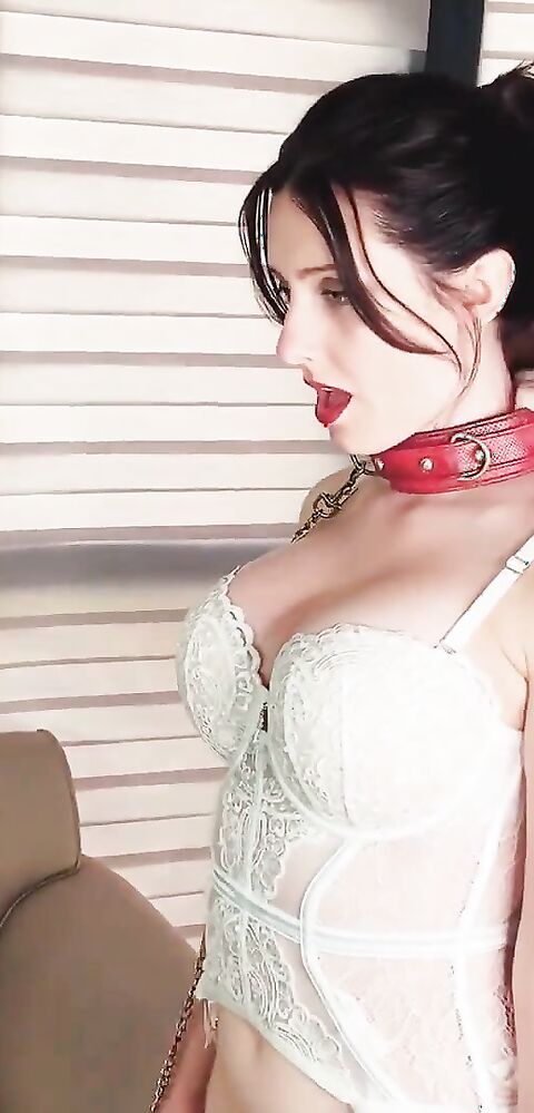 Mooreerinxxx - Erin gets collared and dominated - ManyVids - devot - blonde - big tits - tattoo - pov - blowjob