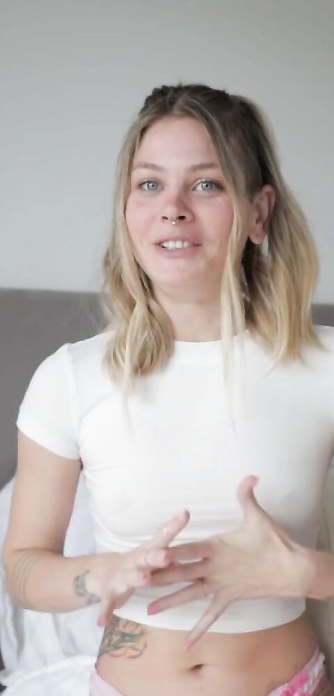 sammmnextdoor - SEX EDUCATION- How to squirt on your own PT1 -censored - ManyVids - squirting - blonde - blowjob - big dick - pov - tattoo - small tits - natural tits