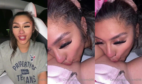 Queendreaaaa Is Drunk And Licking Another Pussy