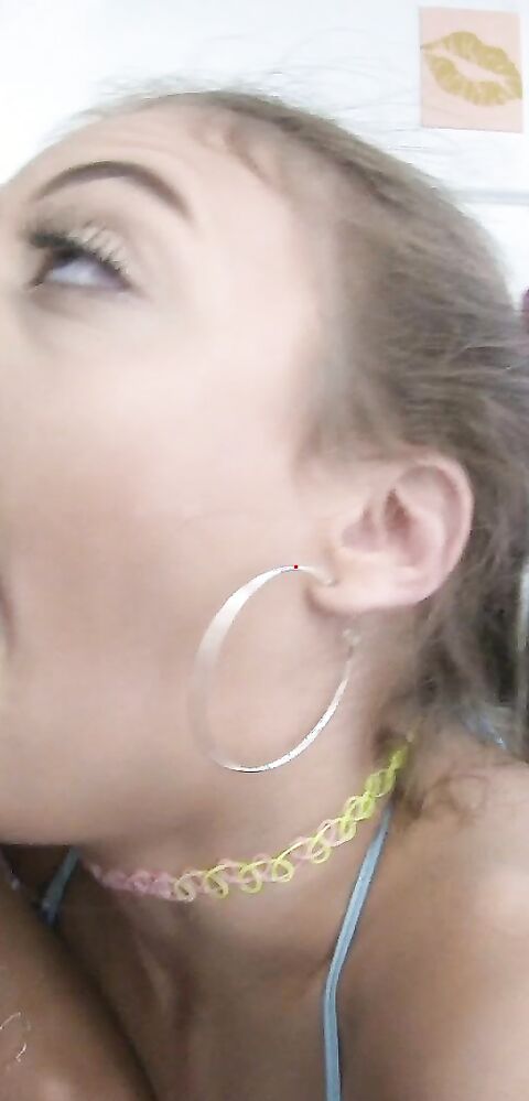 Gia Derza and Scarlit Scandal - Scarlit and Gia Share a Dick - Swallowed - Swallowed - natural tits - teen - small tits - blowjob - big dick - deepthroat - threesome