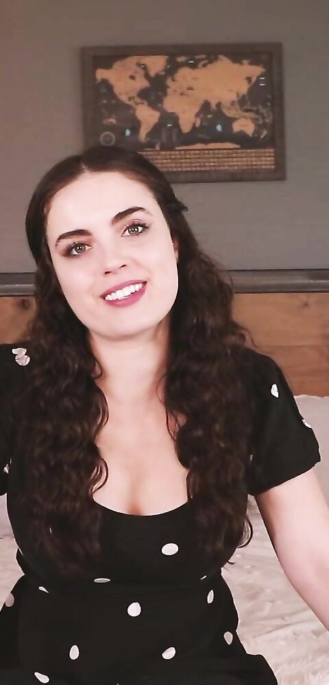 Princess Camryn - Natural Brat - ManyVids - devot - femdom - hardcore - fetish - dirty talk - milf - virtualsex - mind fuck