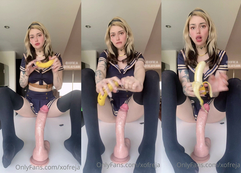 Xo Freja Footjob With Long Stockings