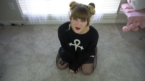 Miss Princess Kay Different Dildos In Her Ass