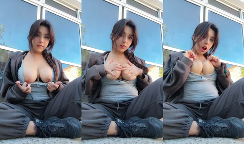 Okina Munne Strips In The Street