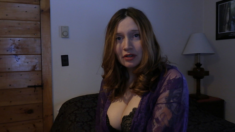 Bettie Bondage Mom is an Escort