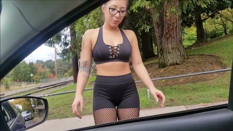 Karmen Savage Fucks Outdoors With A Stranger