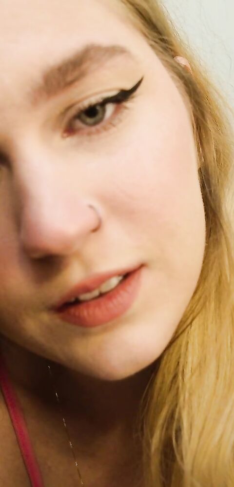 jaybbgirl - Fucking My Muse - ManyVids - natural tits - teen - blonde - small tits - pov - virtualsex - dirty talk