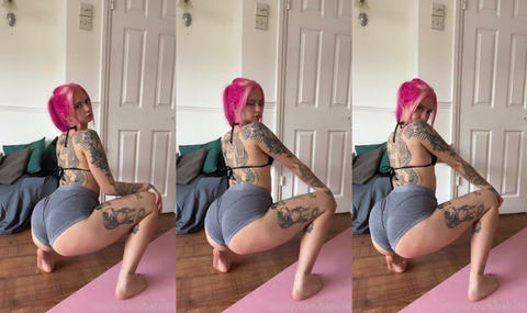 Babi Rhi Practices Yoga